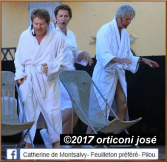 mika-apamian-gerard-chambre-auribeau-festival-2017-spectacle-fabrice-coccito-scene