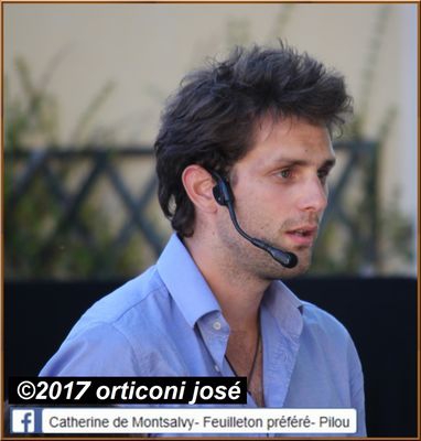 pierre-lecomte-comedien-chanteur-musicien