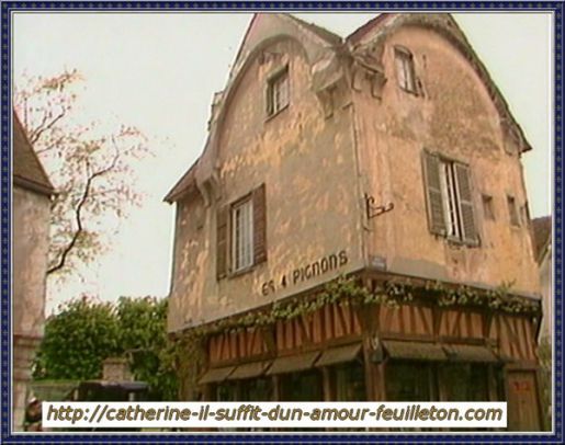 provins-la-place-du-chatel