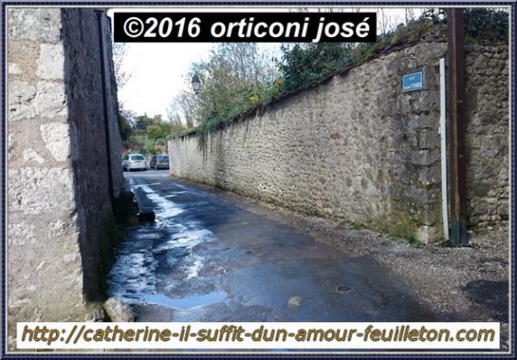 provins-ruelle-feuilleton-tele-marianne