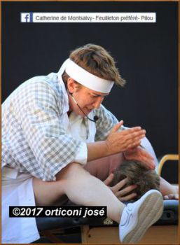 veronique-fourcaud-massage-fabrice-coccito-theatre-auribeau